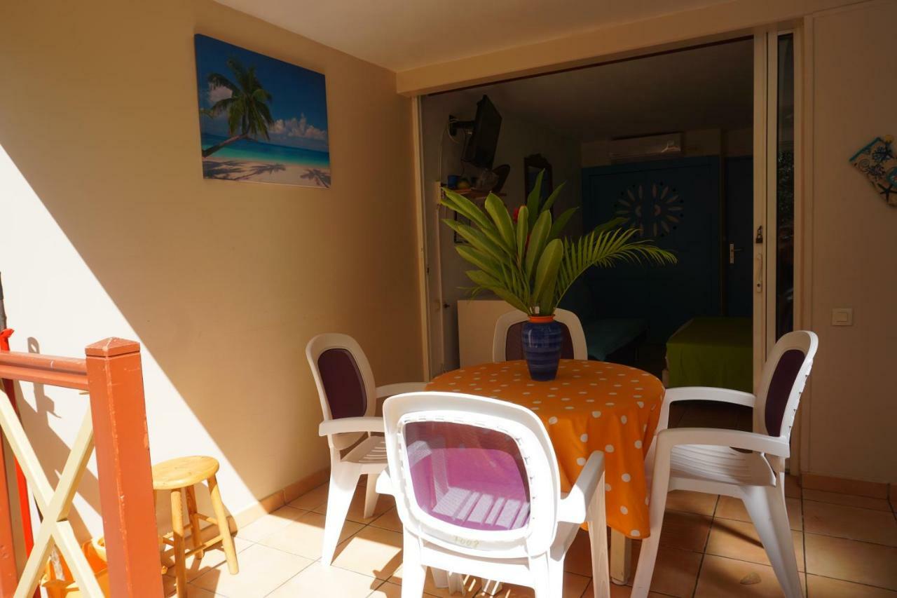Appartements Residence Mahoghany Sainte-Anne Luaran gambar