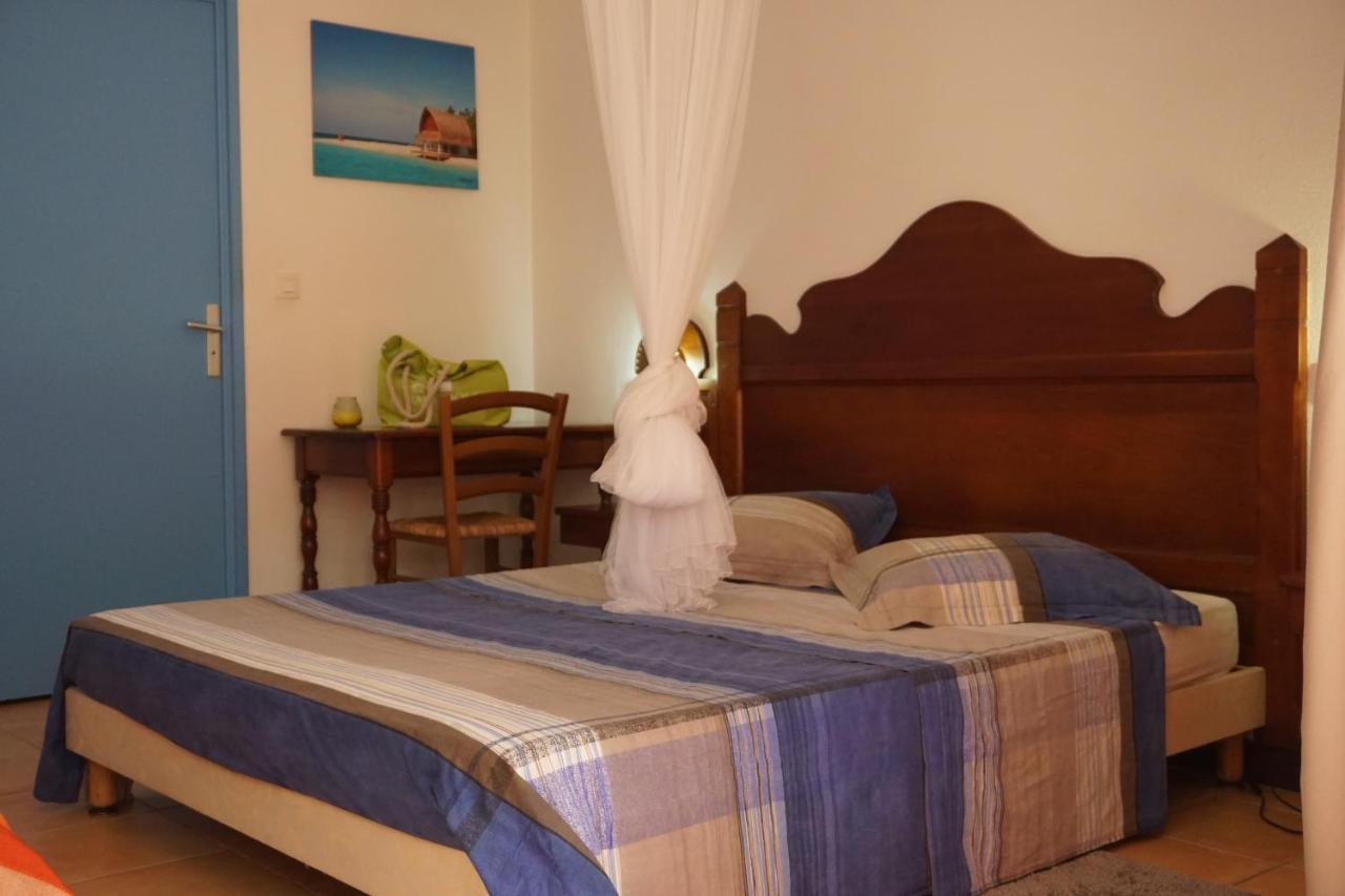 Appartements Residence Mahoghany Sainte-Anne Luaran gambar